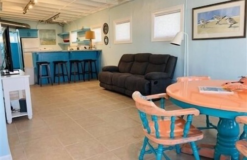 Port Mansfield Maison | Lil' Salty. Beautiful Newly RenovatedC