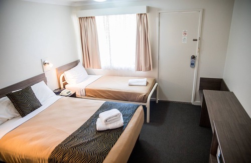 Goulburn Lit Et Petit-Déjeuner | Lilac City Motor Inn Standard Twin Room 6