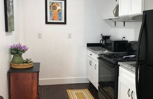 Canton Appartement | LilacTree Apt (#4) near SLU Canton NY