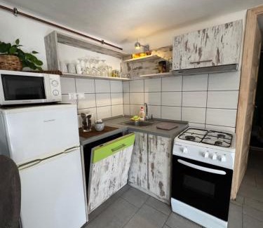 Badacsony Appartement | Liliana Apartman és Csónakház