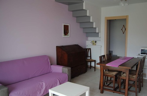 Pella Appartement | Appartement "Lilla" dans villa avec vue lac, parking et plage privée