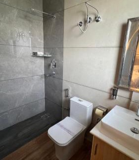 Ropar Hôtel | Lillys Motel