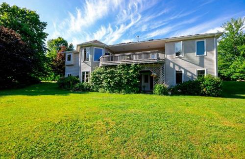 Charlottetown Hôtel | Lily's garden
