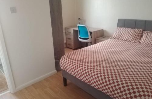 Thamesmead East Maison | Lily's Home