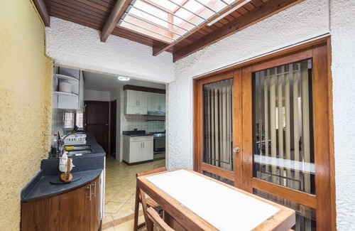 San Borja Maison | Lima Fabulous House 5br sleep8 Next Mall