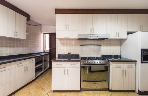 San Borja Maison | Lima Fabulous House 5br sleep8 Next Mall