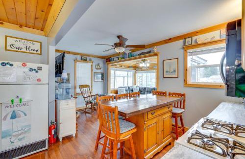 Lime Lake-Machias Maison | Lime Lake Cottage with Lakefront Deck and Dock!