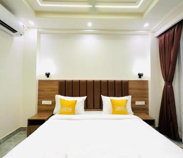 Sushant Lok Appartement | Lime Tree 1BHK Service Apartment Near Fortis Hospital Gurgaon