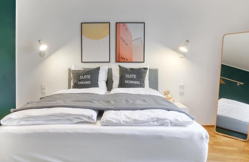 Zentrum-West Appartement | limehome Leipzig | Suite XL + balcony & sofa bed