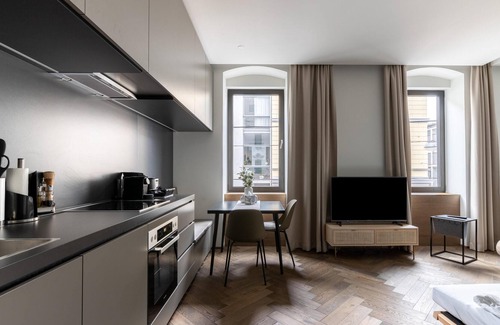 Innere Stadt Appartement | limehome Linz Schillerstr | Suite M with sofa bed