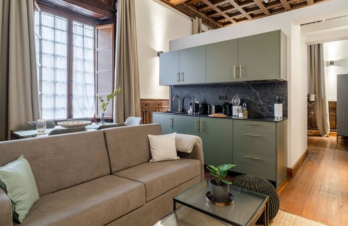 Casco Viejo Appartement | limehome Vitoria Palacio Álava-Velasco