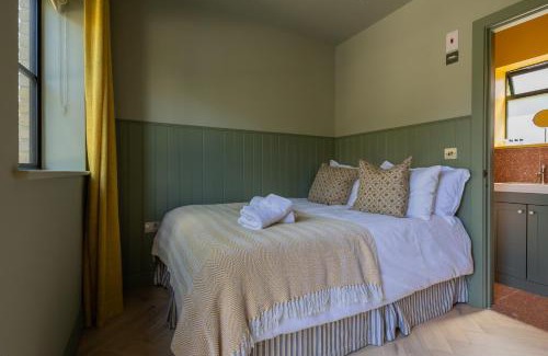Lambeth Maison | Lin Song House South London Garden Room Getaway