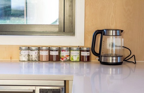 Lincoln Maison | Lincoln Hideaway: Relaxing Country Vibes