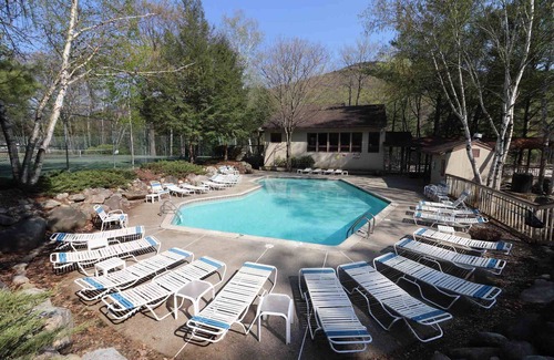 Lincoln Copropriété | Lincoln Riverfront Condo - Awesome Location for Outdoor Adventures