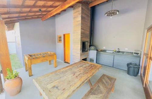 Porangaba Maison | Linda Casa de Campo Nova em condomínio com piscina aquecida