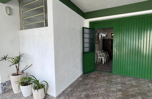 Sao Lourenco do Sul Maison | Linda casa para temporada em FRENTE A PRAIA em São Lourenço do Sul