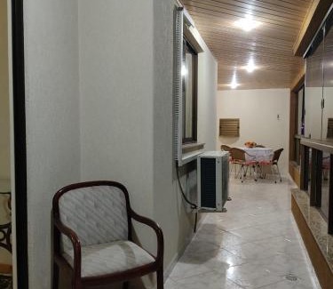 Andorinha Appartement | LINDO AP NA RUA 252, NO CORAÇÃO DE MEIA PRAIA