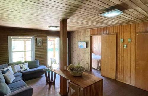 Caraa Chalet De Ski | Lindo chalé rustico beira-rio com lazer, Caraá/RS