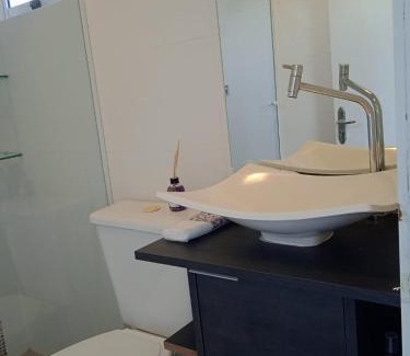 Rio Branco Appartement | Lindo JK para 2 pessoas com garagem wifi e ar condicionado