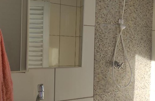 Jau Hôtel | Lindo quarto c/ banheiro privativo