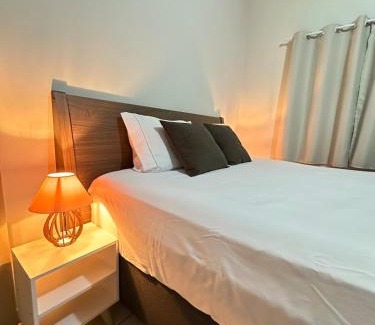Marilia Maison | Lindo Sobrado 2 quartos em condomínio no Centro