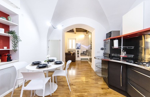 Tivoli Appartement | [Linfa Home] Apartment with terrace and fireplace