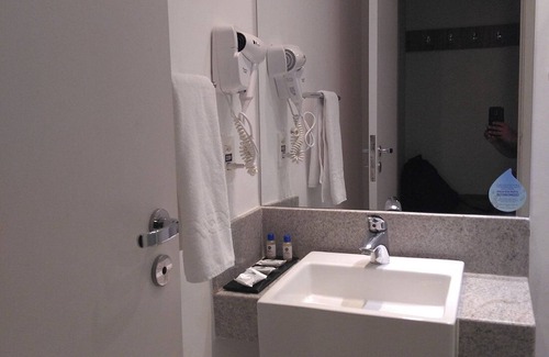 Centro Maison | Linhares Conforto Prime Hotel