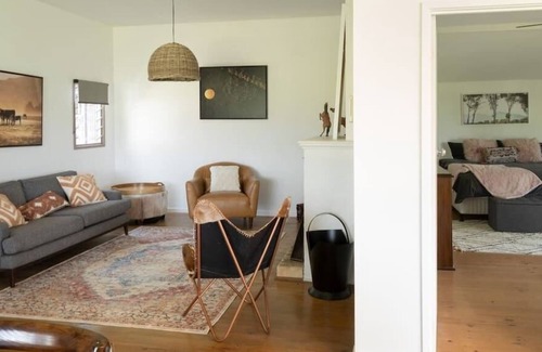 Barwite Maison | Linleigh Farmhouse with Mountain Views