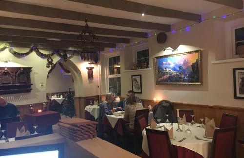 Hilperton Hôtel | Lion and Fiddle