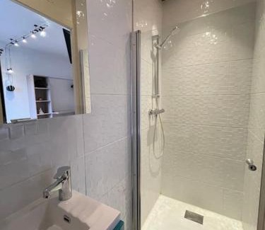 Montlucon Appartement | Lion d'or 23 - Chambre meublée et équipée en centre-ville