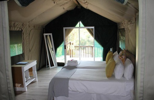 Hazyview Cabine | Lions Rock Rapids - Lodge