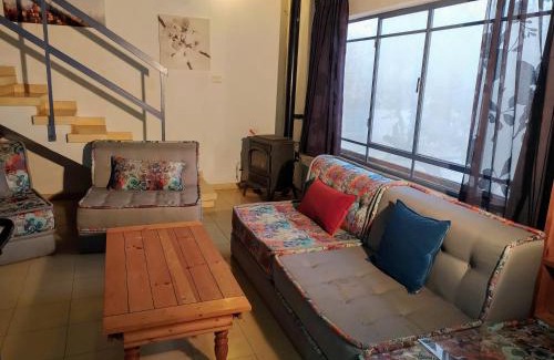 Rishon LeTsiyon Cabine | Lisa's Farm Place