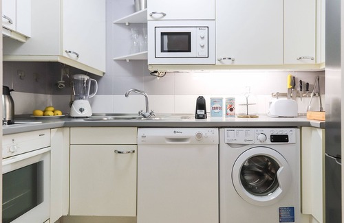 Lumiar Copropriété | Lisbon Flower 360º - Your Lovely Flat with Pool and Parking