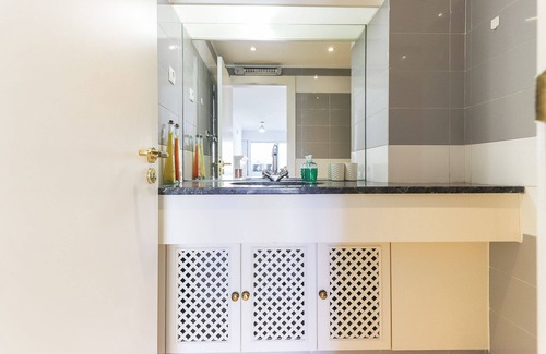 Lumiar Copropriété | Lisbon Flower 360º - Your Lovely Flat with Pool and Parking