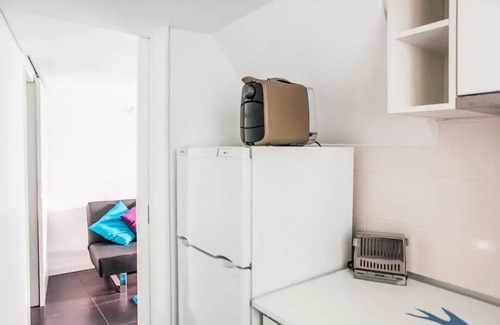 Pena Appartement | Lisbon Windmill Apartments (Blue) Ground floor apartment near the city center