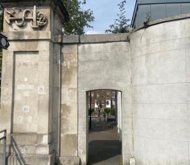 Woolwich Riverside Maison | Listed building close to River Thames