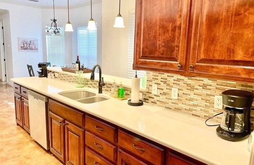 North Overton Maison | Listing by Established SuperHost. Walk to Texas Tech & More!