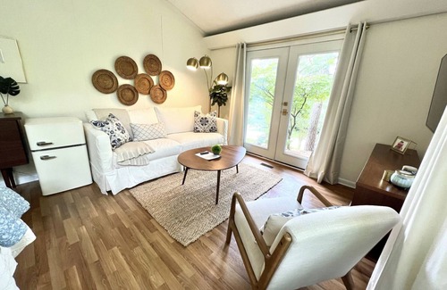 Lupton City Maison | Little Avalon in North Chattanooga- 5 minutes from downtown!