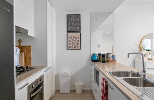 Little Bay Appartement | Little Bay Haven-Stylish Coastal Apartment