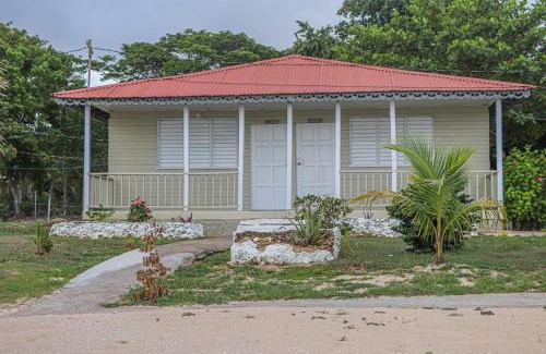 Little Bay Cabine | Little Bay Hideaway
