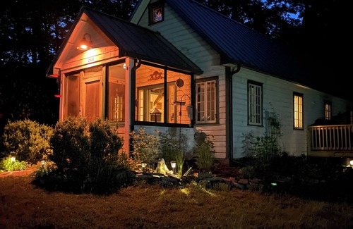 Catskill Cabine | Little Chapel on High Falls, a campy, cozy, and peaceful retreat.