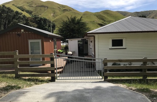 Queen Charlotte Sound Maison | Little Colonsay / Beach House
