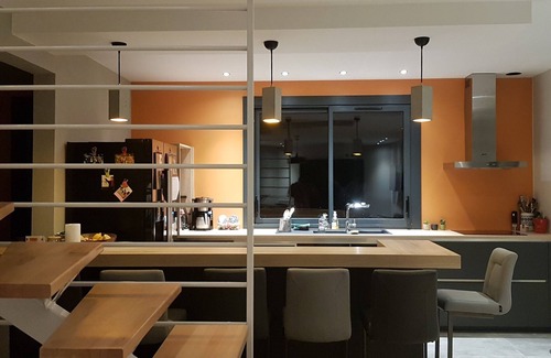 Chavanoz Villa | Petit coin de paradis proche Lyon