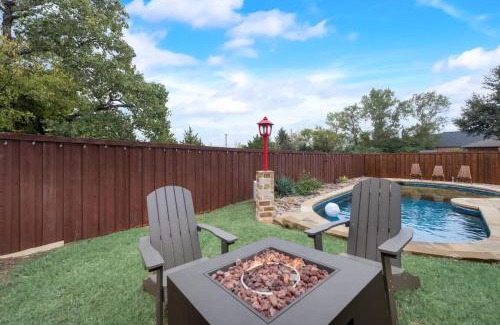 Little Elm Maison | Little elm 5BR Gem Pool Spa Firepit Game Room