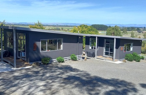 Feilding Cabine | Little Forest Cabins overnight accommodation. No. 1