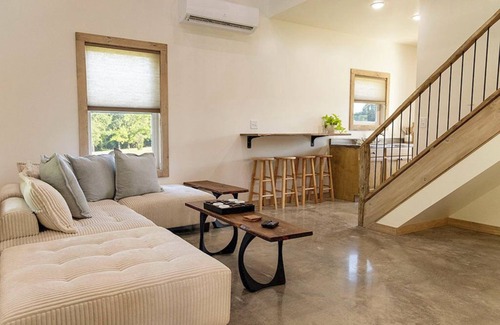 Birdeye Maison | Little House at the Landing II
