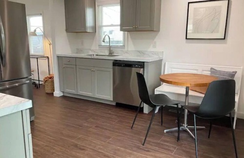 Ono Maison | Little House On Lincoln, Near Hershey