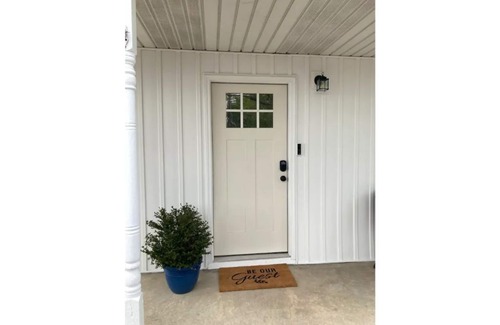 Ono Maison | Little House On Lincoln, Near Hershey