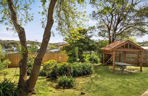 Sunset Strip Maison | Little Island Escape