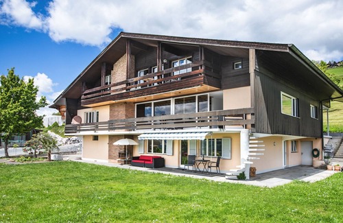 Aeschlen ob Gunten Appartement | "little lizard" An apartment for two